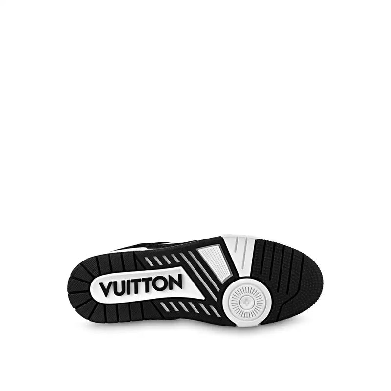 Louis Vuitton "Black"