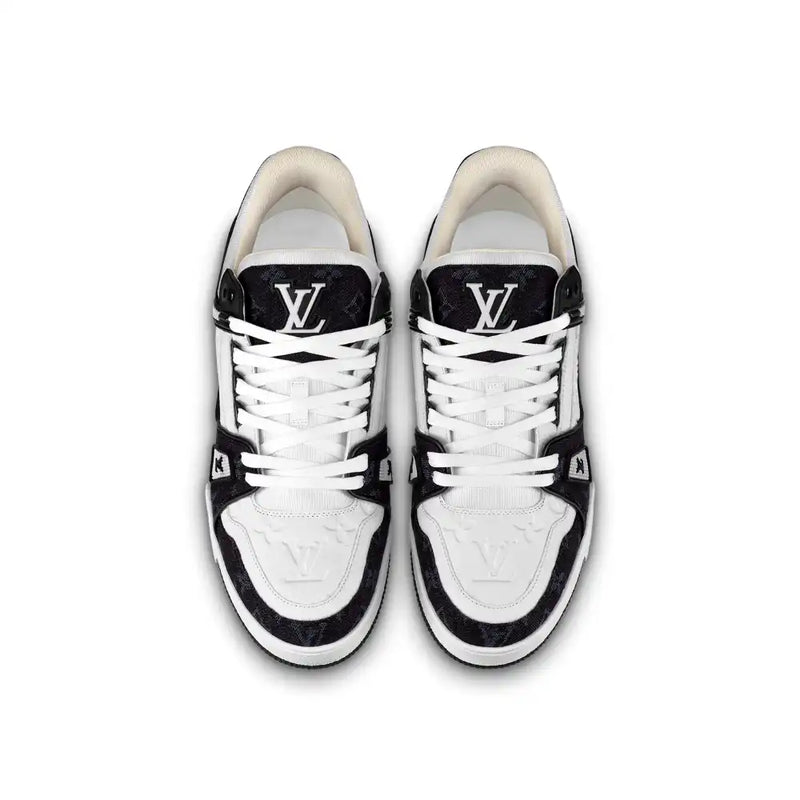 Louis Vuitton "Black"
