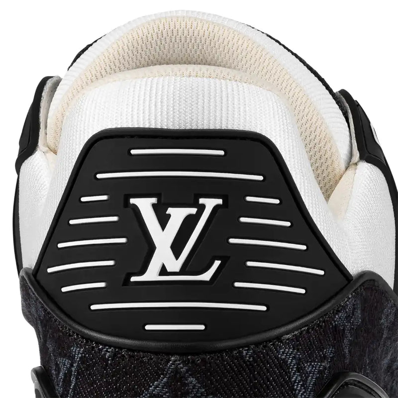 Louis Vuitton "Black"