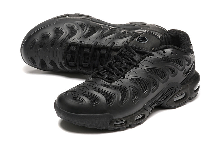 Air Max Plus Drift “Triple Black”