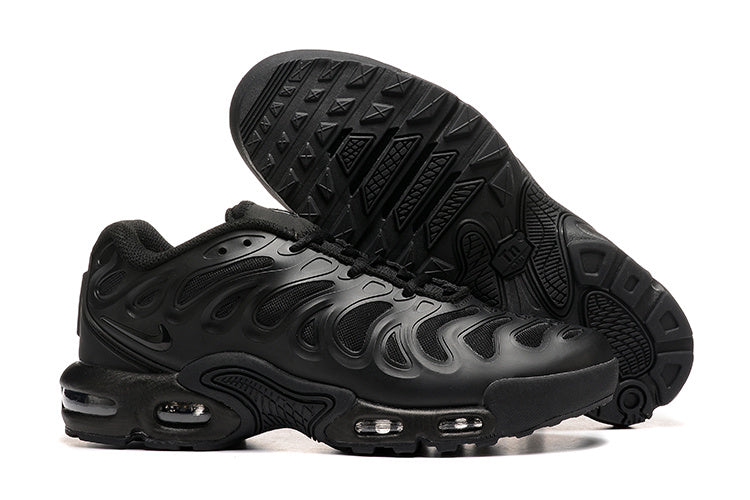 Air Max Plus Drift “Triple Black”