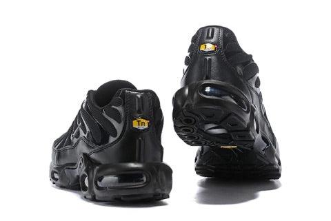 Air Max Plus TN 1 “Triple Black” - Tn’s do Mr