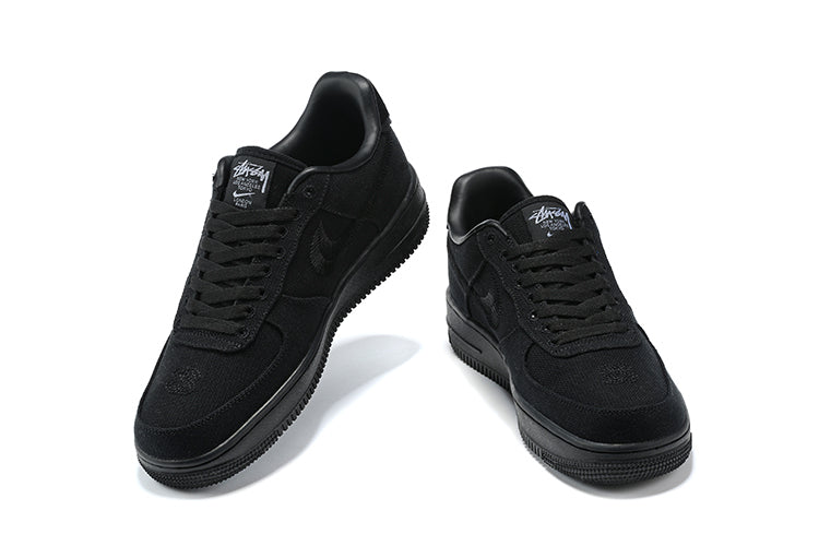 Stussy x Air Force 1 Low “All Black” - Tn’s do Mr