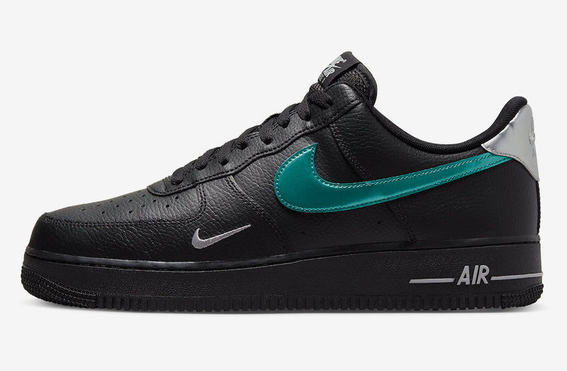 Air Force 1 Low “Black Blue Light”