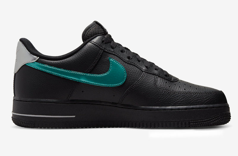 Air Force 1 Low “Black Blue Light”