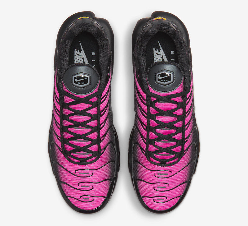 Pink nike best sale air max tn