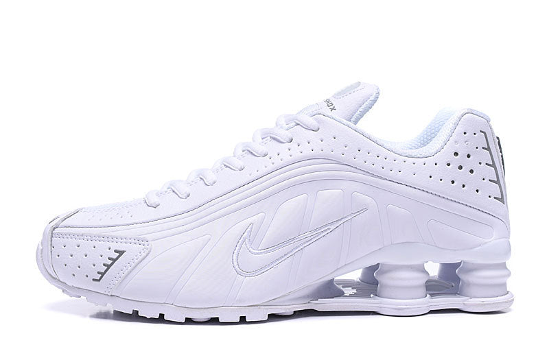 Shox R4 “Triple White”