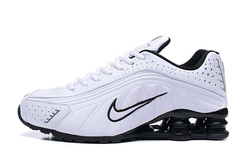 Shox R4 “White/Black”