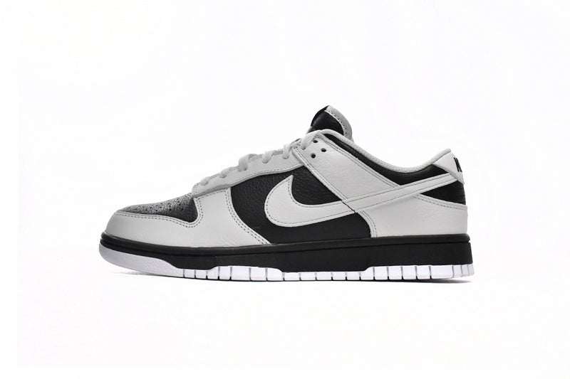 Dunk Low “Reverse Panda”