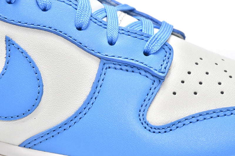 Dunk Low “UNC”