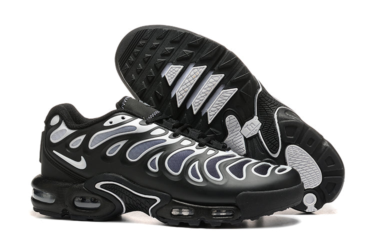 Air Max Plus Drift “Black White”