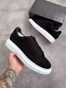 Alexander McQueen Camurça "Black/White"